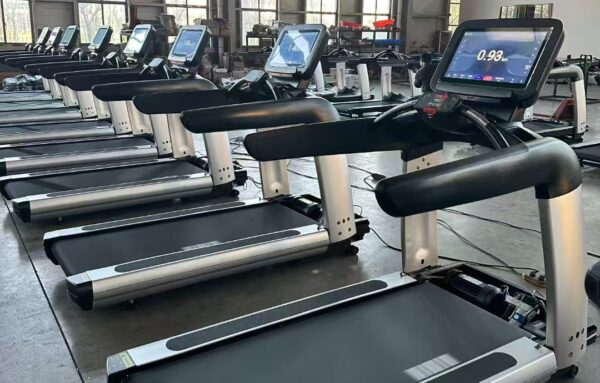 Treadmill-manufacture-3